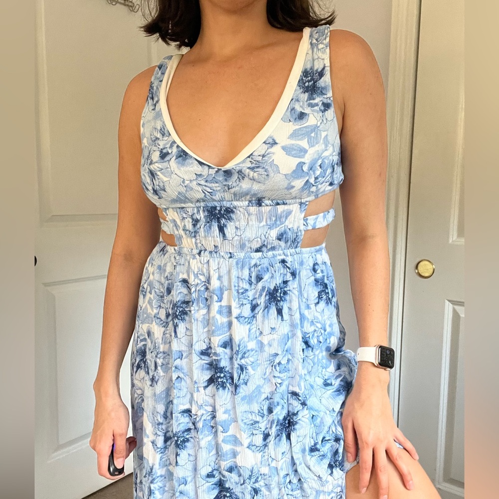 Floral Blue Maxi Dress